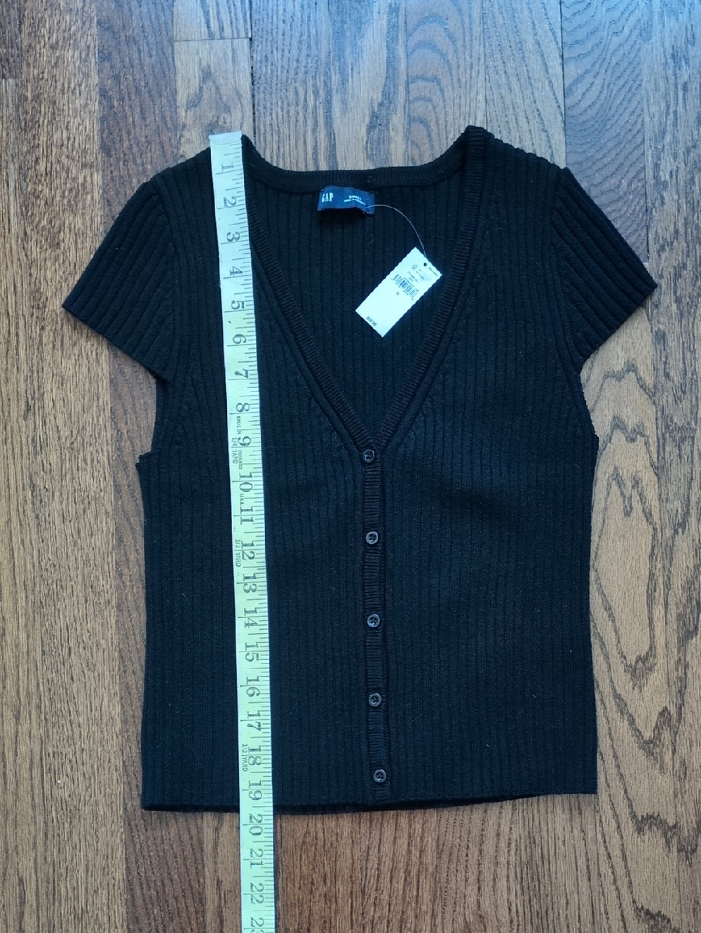 GAP Black Ribbed Short Sleeve Button-Up Sweater Top - Picture 4 of 5